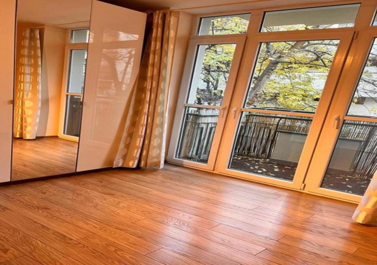 Orient Express Paris-Pressburg By Zazi Apartment Luaran gambar