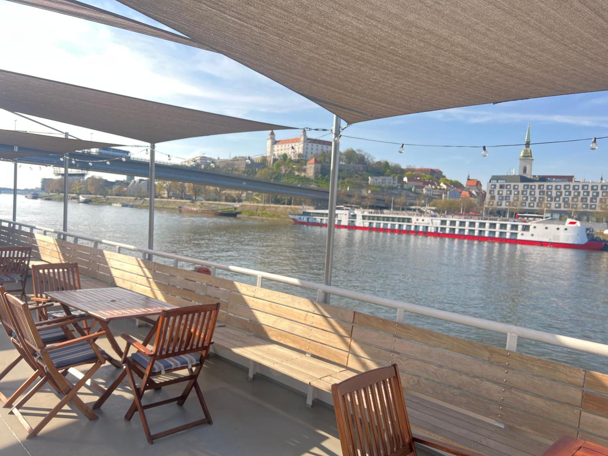 Orient Express Paris-Pressburg By Zazi Apartment Luaran gambar