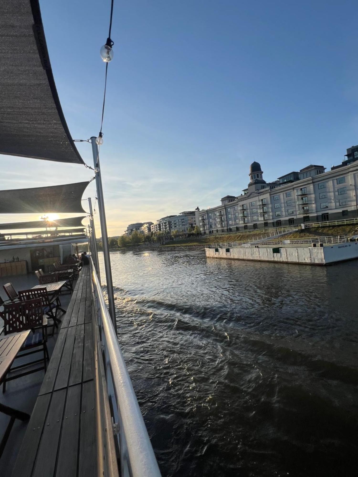 Orient Express Paris-Pressburg By Zazi Apartment Luaran gambar